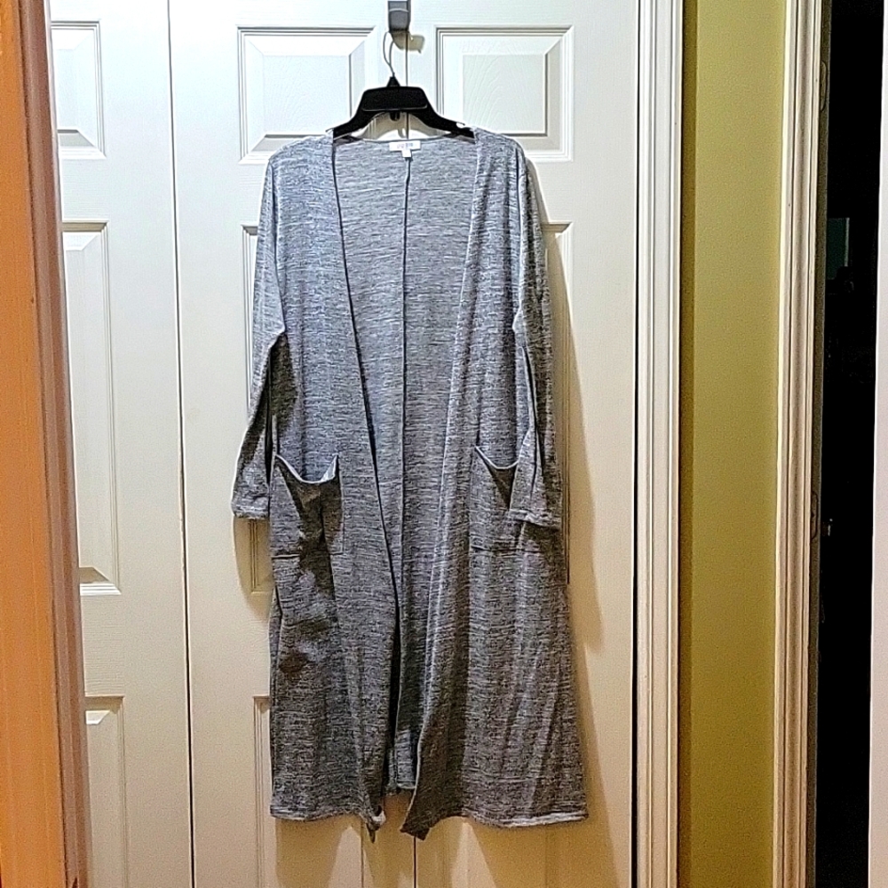 LulaRoe long gray sweater.